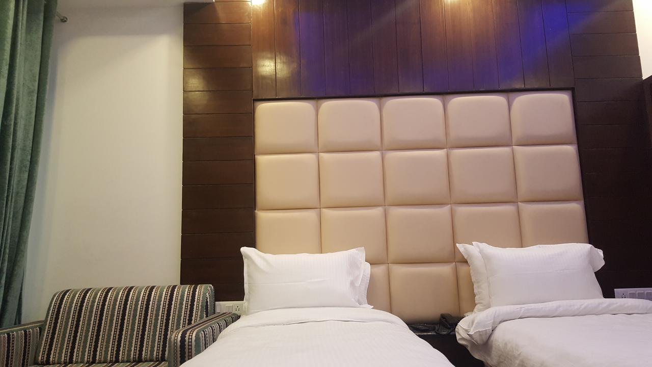 Kamakshi Residency By Royal Collection Hotel & Resorts Tapovan Exterior foto